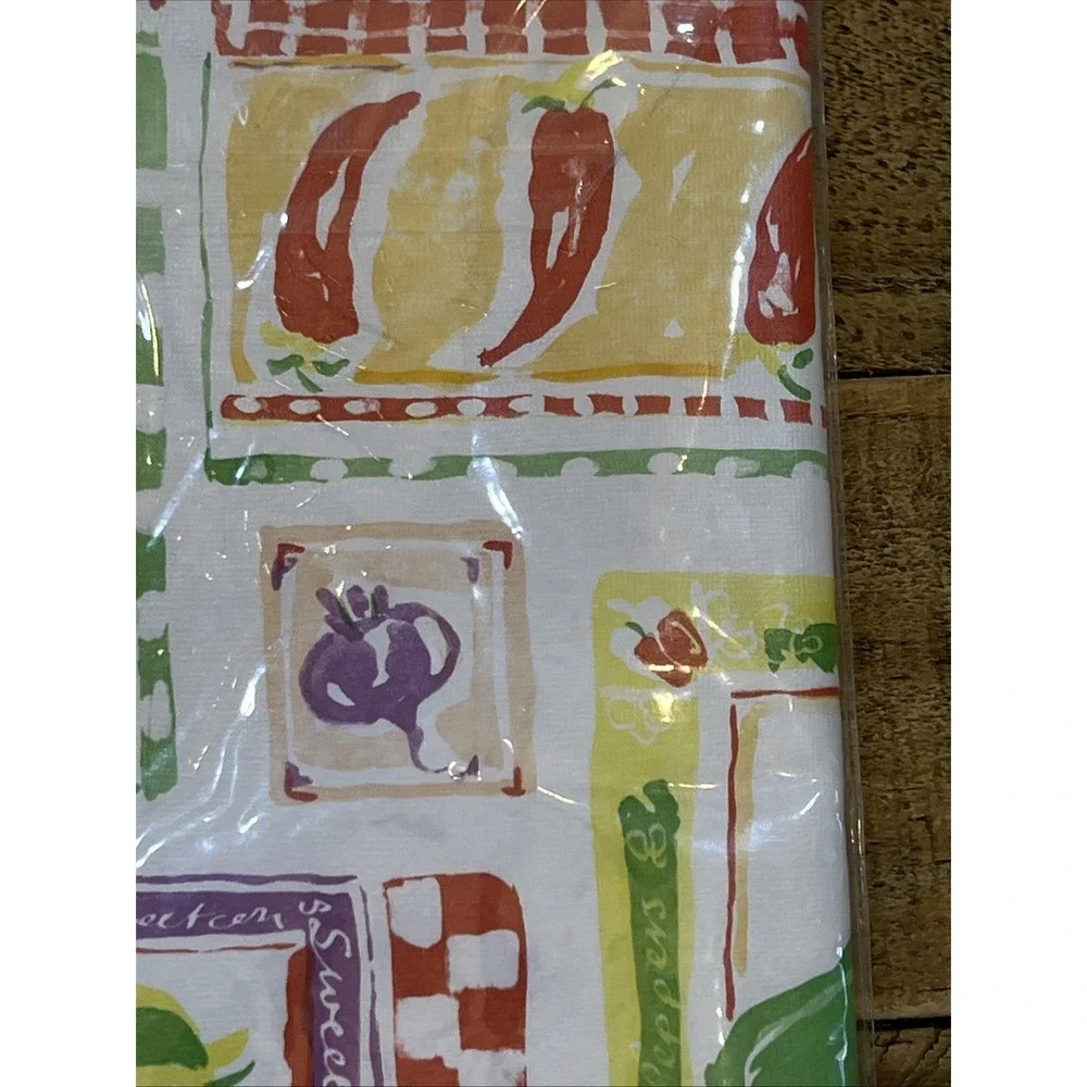VTG HomeTrends Vinyl Tablecloth Flannel Backed Garden Vegetables 60